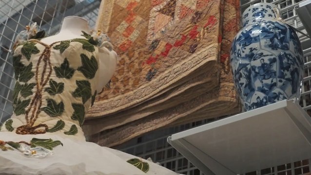 Kate gets hands-on at London museum curating her own art exhibition