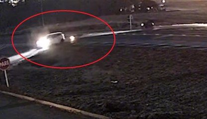 Câmera de segurança flagra batida na BR-277 em Santa Tereza do Oeste