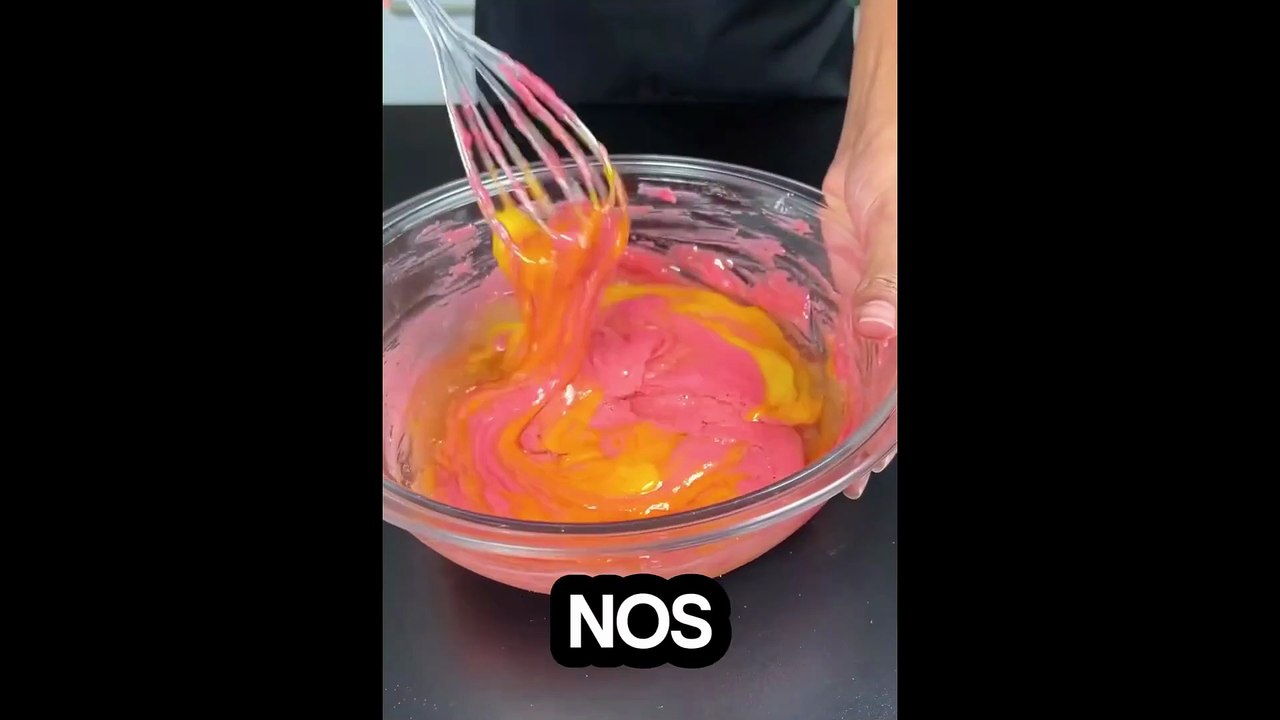 Añade gelatina de fresa a la harina de trigo y sorpréndete con los resultados  Recetas fáciles ela