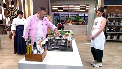 Lenka se convierte en la primera semifinalista de MasterChef Celebrity