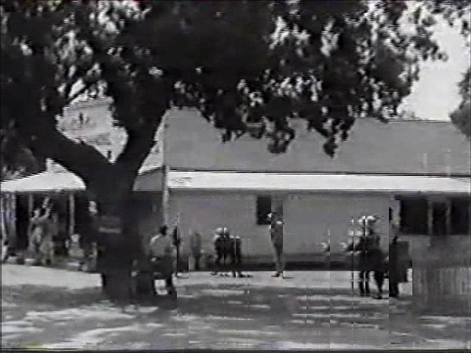 Rustic Chivalry – The Barnyard Hero Rides Again (1922)
