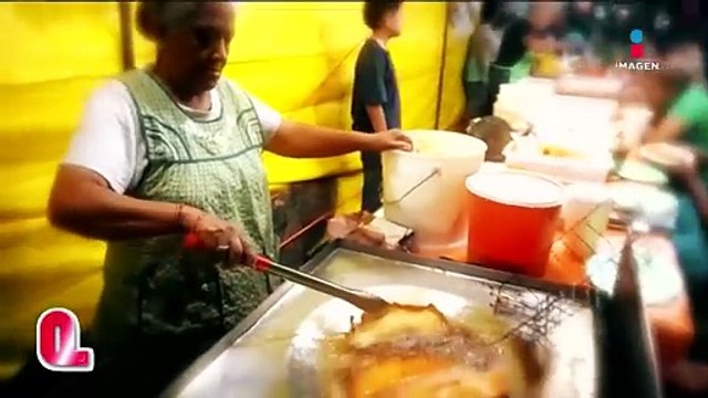 ¿Por qué ellas sirven quesadillas y ellos tacos? | Qué Importa