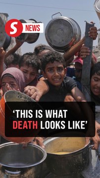 Desperate scramble for airdropped aid in Gaza