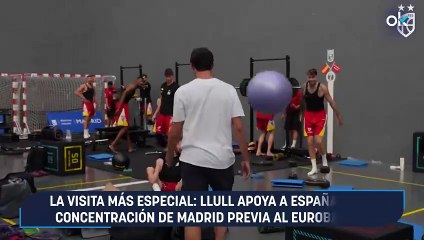 La visita más especial: Llull apoya a España en la concentración de Madrid previa al Eurobasket