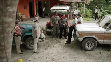 Eduardo sigue con la idea de ingresar al mercado negro de las esmeraldas