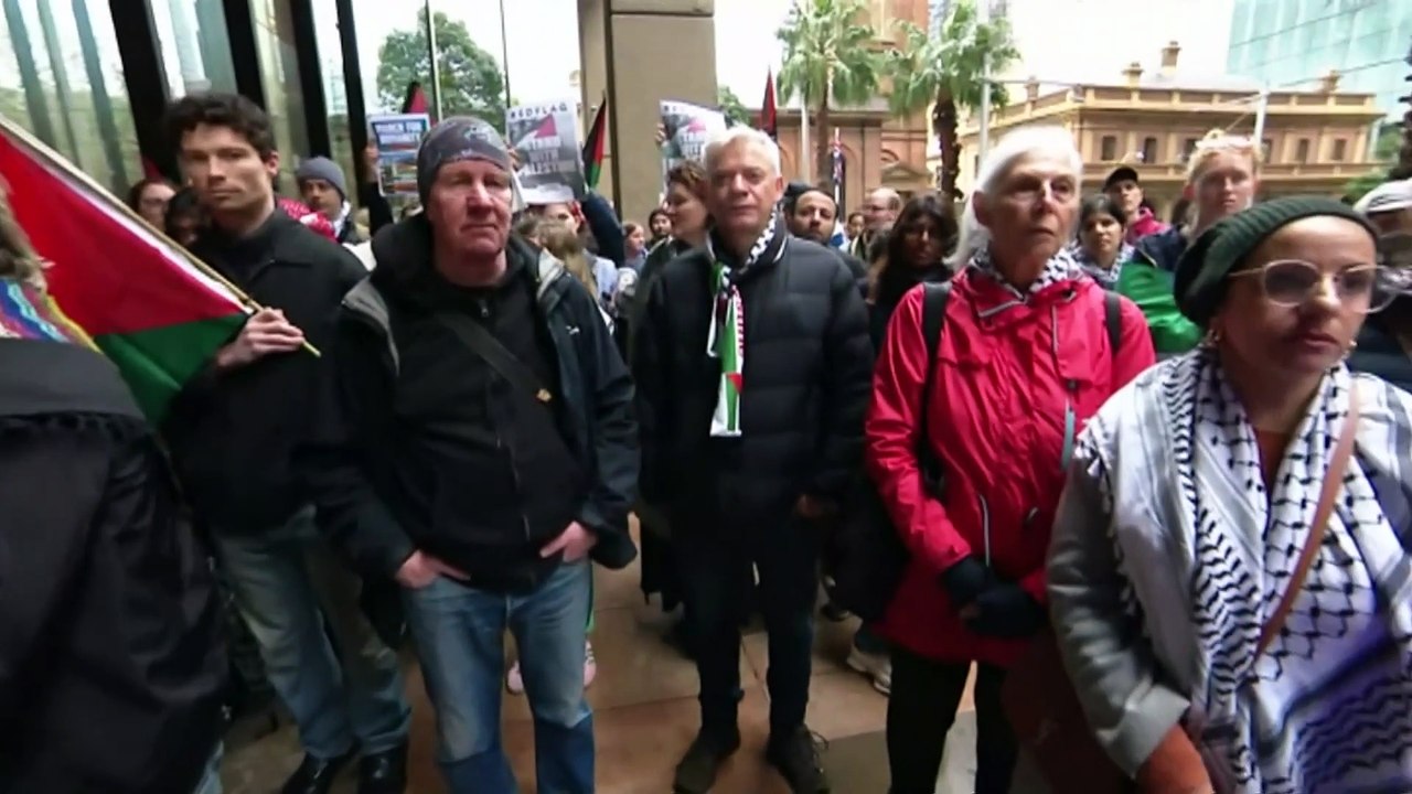 Judge reserves decision on whether planned bridge march can go ahead