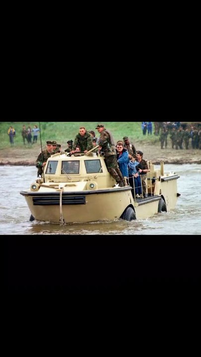 Amphibious Vehicle