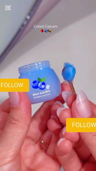 CUTE MAKEUP ASSCERIES