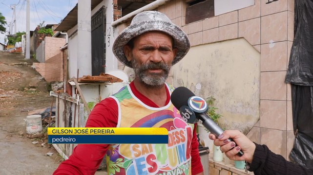 Acidente com caminhão destrói casa em Olinda: idosa narra livramento e família busca reparação