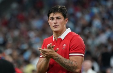 Louis Rees-Zammit is returning to rugby