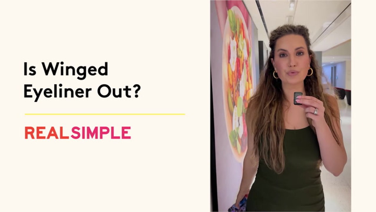 Is Winged Eyeliner Out?