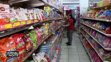 Desemprego recua e atinge a menor taxa em 13 anos