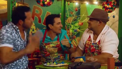 Julio sospecha que Beatriz se quiere operar porque se siente sola