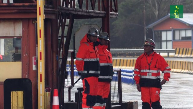 Chile busca a cinco mineros atrapados tras derrumbe de mina que dejó un muerto