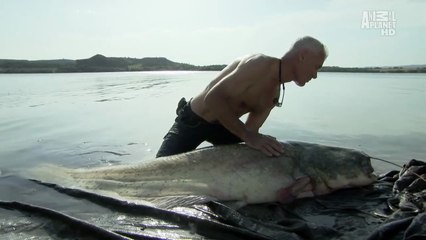 River Monsters S01E04-European Man-eater