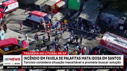 Incêndio em favela de palafitas mata idosa em Santos