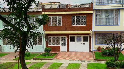 Gabriela se entera que tendrá un bebé