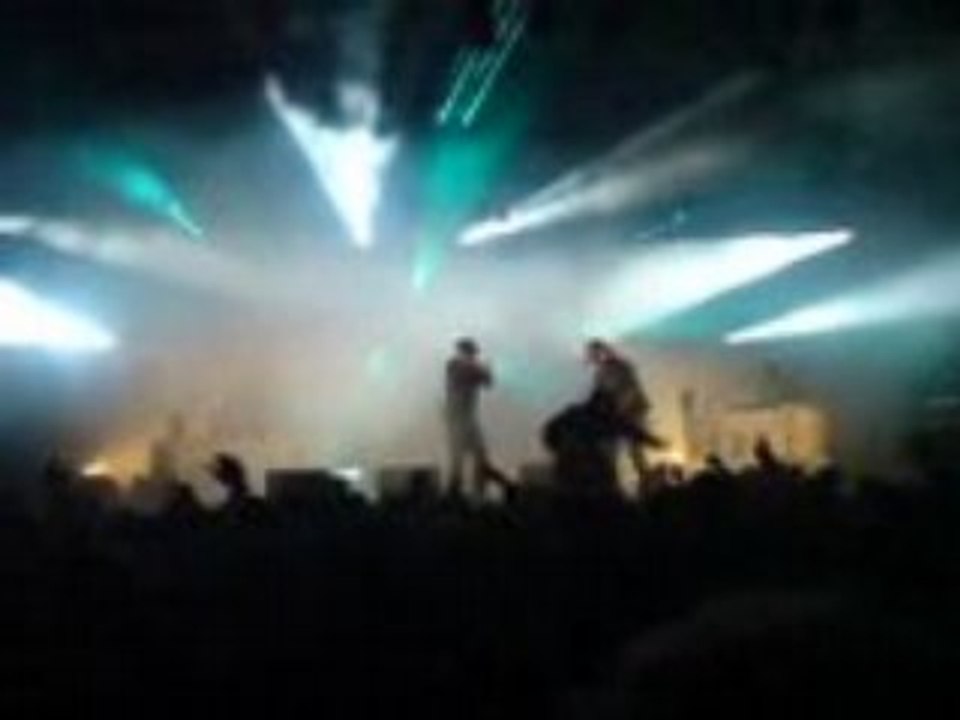 Le peuple de l'herbe (live) part1 au jdm 2008