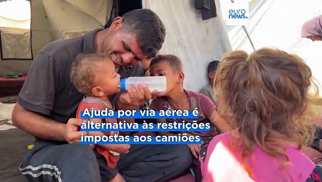 Aviões lançam ajuda humanitária para a Faixa de Gaza entre disparos israelitas que terão feito 18 mortos