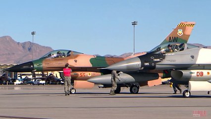 US Air Force F-16 fighter jet female pilot takes off at full speed in Emergency