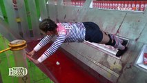VOICI - Fort Boyard - Lucie Bernardoni s'attaque à la Ketchuperie pour sa première épreuve