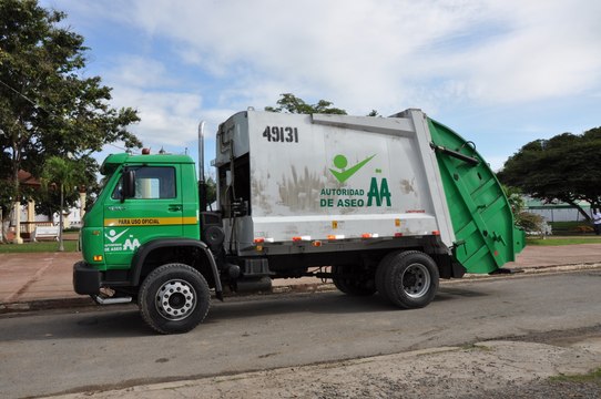 Habilitan nuevas rutas de recolección de basura; 27 camiones fueron reparados