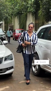 Bipasha Basu's Latest Looks Spotted in Bandra, Mumbai 🌟🏙️📸😍🔥🤓🥰❤️ #BipashaBasu #bipashabasufans #bollywood #bollywoodactress #actresses #actresslife #actressreels #MovieTalkies