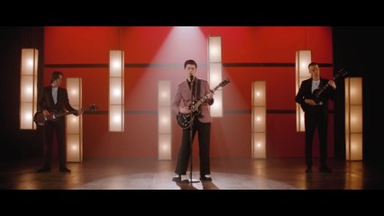 Elliot James Reay - I Think They Call This Love (Official Music Video)