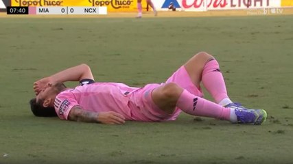 Messi si infortuna contro il Necaxa e lascia il campo dopo 11'