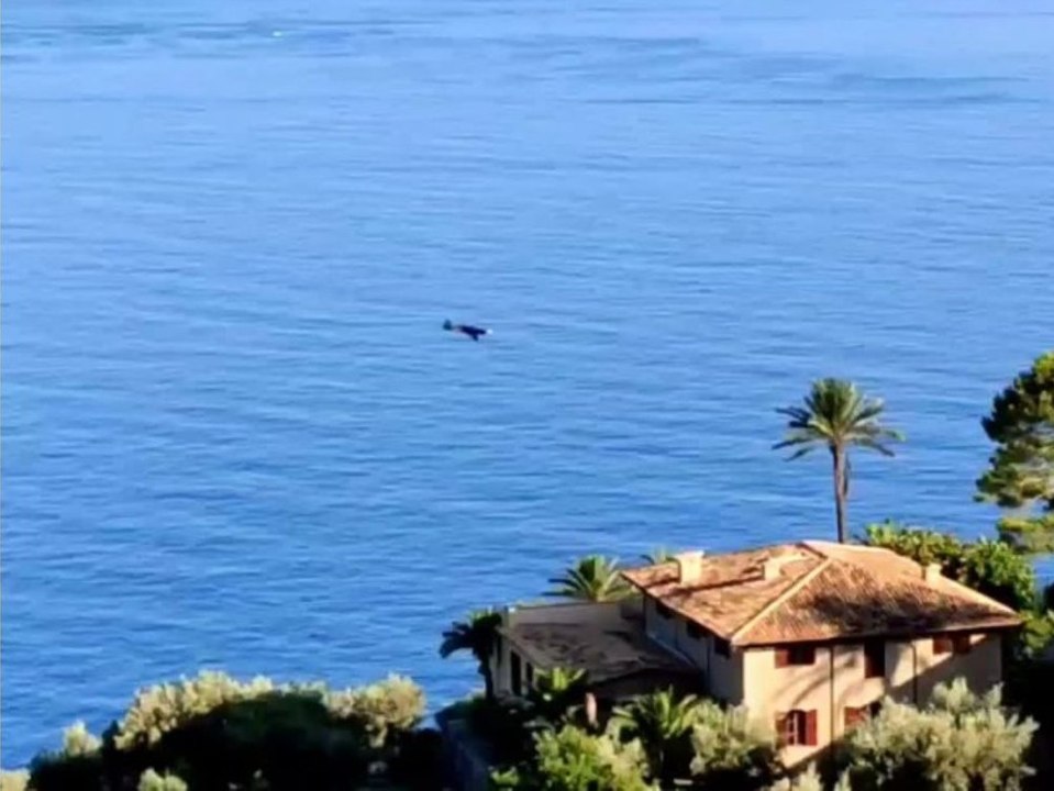 Pilot stürzt mit Sohn im Kleinflugzeug vor Mallorca ins Meer