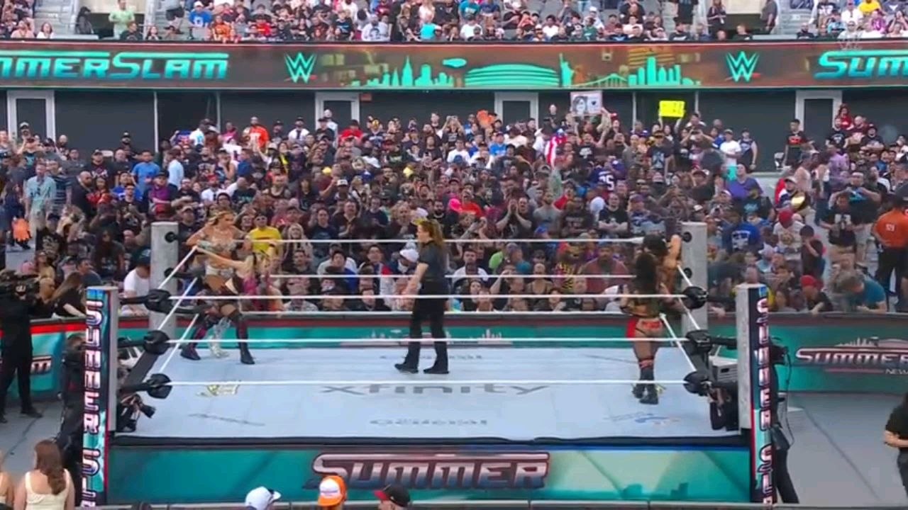 alexa bliss and Charlotte flair vs Raquel Rodriguez and roxxane perez tag team championship match summerslam night 1