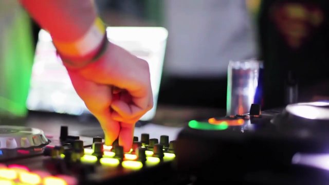 Get Ready to Groove: Danza Kuduro 2025 🔥 Epic Dancehall x Latin Pop AI Remix with a Balkan Summer Beat!