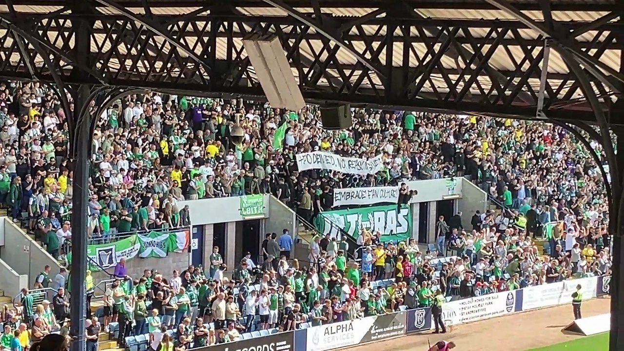 Hibs fans in tifo protest at Dens Park