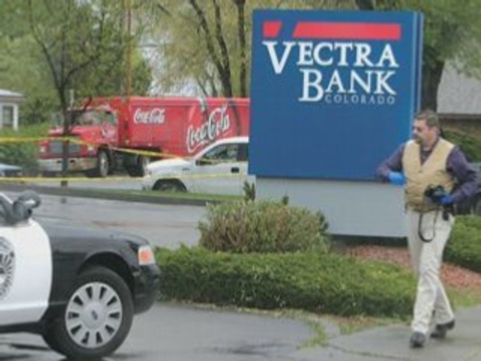 Robbery at Vectra Bank in Montrose, CO