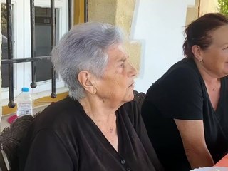 Η Κατερίνα Καραβάτου με τις θείες της 1