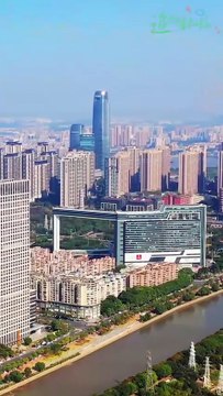 [Ms. Multi Sub: The whole world is waiting for you to divorce Meng Na and Feng Yiyang. Before they got married, she wanted money and he wanted blood. After she awakened, she gained both fame and fortune. #The hottest short drama recommendation #The short