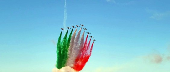 Le frecce tricolori incantano il pubblico di Messina