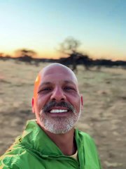 Ο Νίκος Μουτσινάς στην Αφρική 3