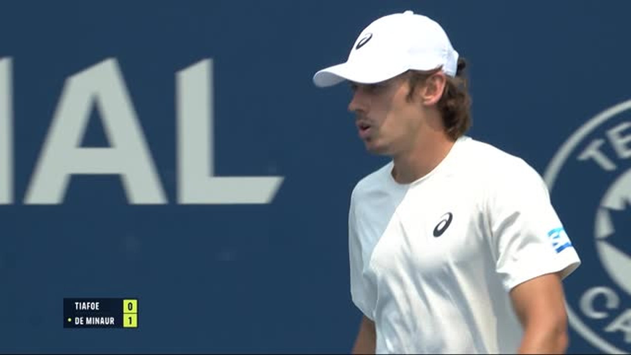 De Minaur battles to reach Canadian Open quarter-finals