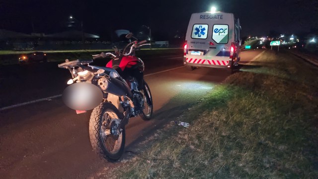 Acidente BR-277 em Cascavel: motociclista tem fraturas após ser atingido por Volvo