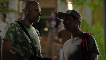 Carlos Alberto le confiesa a su jefe que estuvo preso