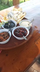 You have a good time discovering funny news