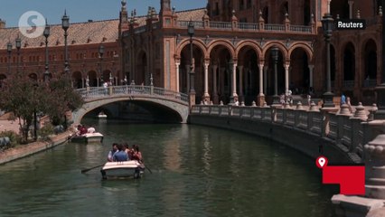 Stifling heat in Spain's Seville as temperatures soar above 40C