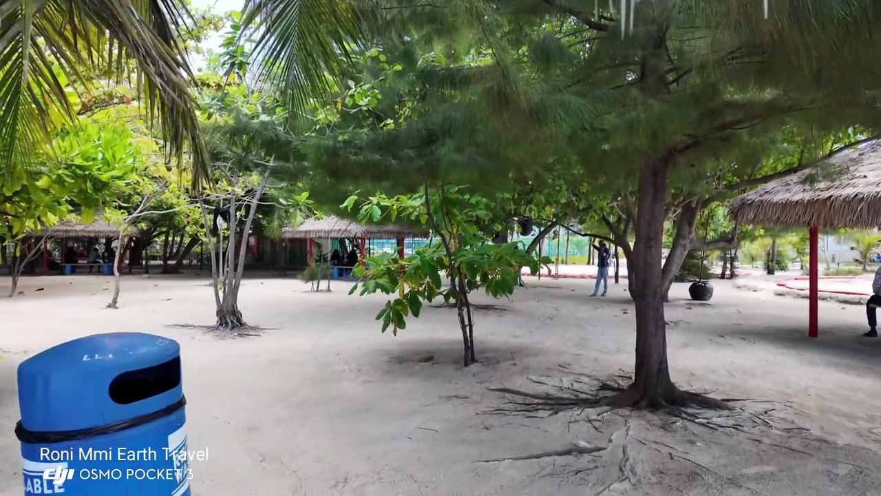 Maldives Artificial Beach Walking Tour & Sinamale Bridge Views - Travel Vlog মালদ্বীপ ভ্রমণ