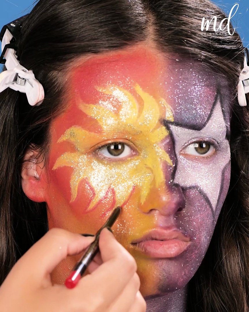 Pouring creativity on full face painting✨💫