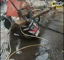 VIDEO: Mujer sobrevive tras caída de poste eléctrico sobre su motocicleta