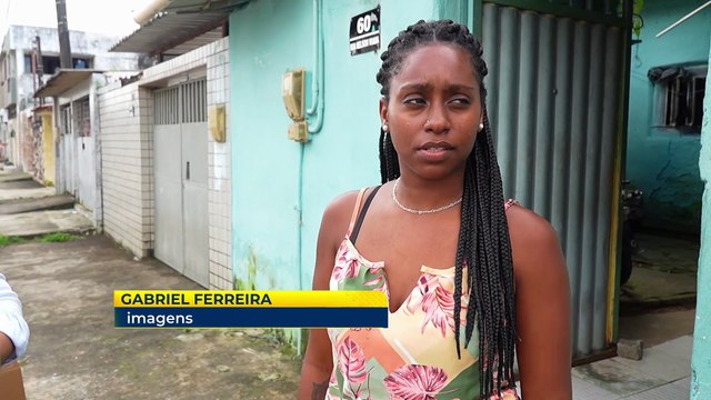 roubo de moto e extorsão: bandidos capturados em câmera enquanto vítima revela prejuízo e revolta em vídeo