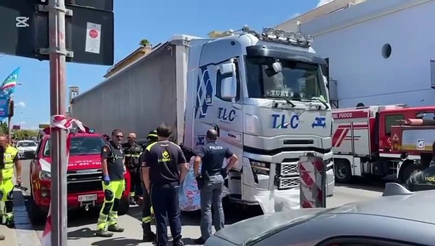 L'incidente mortale in via Messina Marine a Palermo