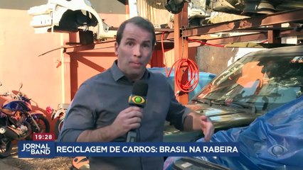 Brasil recicla só 2% dos carros fora de uso