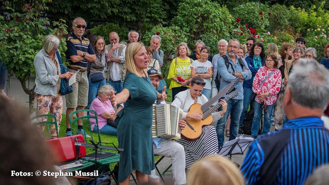 Jubiläumsauftakt zu 25 Jahre  WIEN IM ROSENSTOLZ